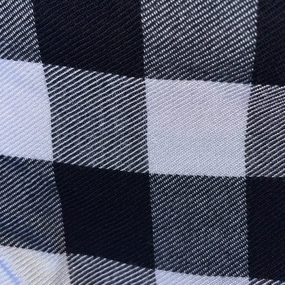 Healthtex blank and white checker long sleeve top. Size 5t - Picture 6 of 6